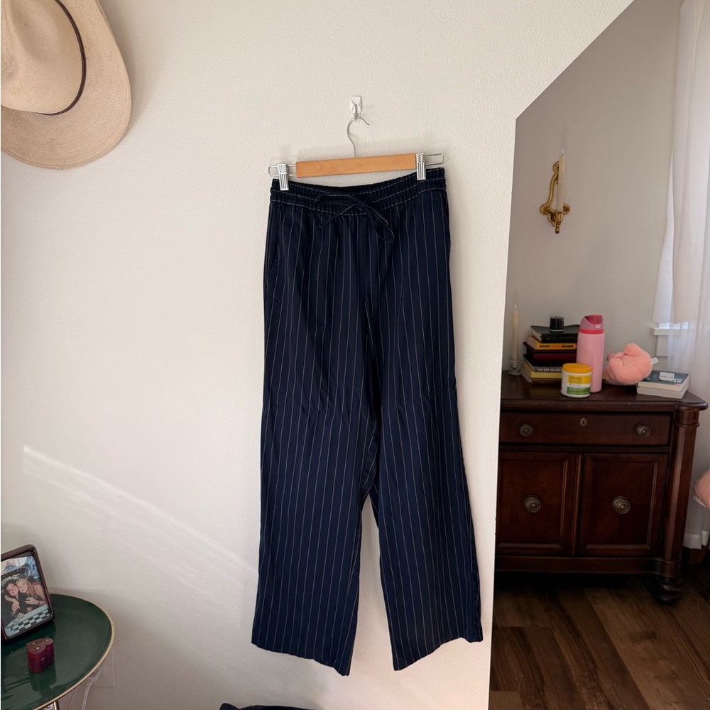 GAP Navy Pinstripe Wide Leg drawstring pants